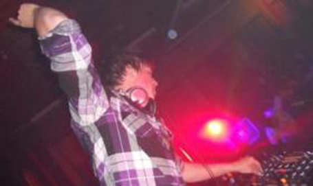 Frå prest til dj og elektrikar
